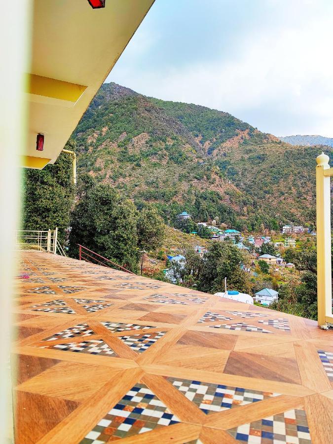 The Unmad, Dharamkot Hotel Dharamshala Esterno foto